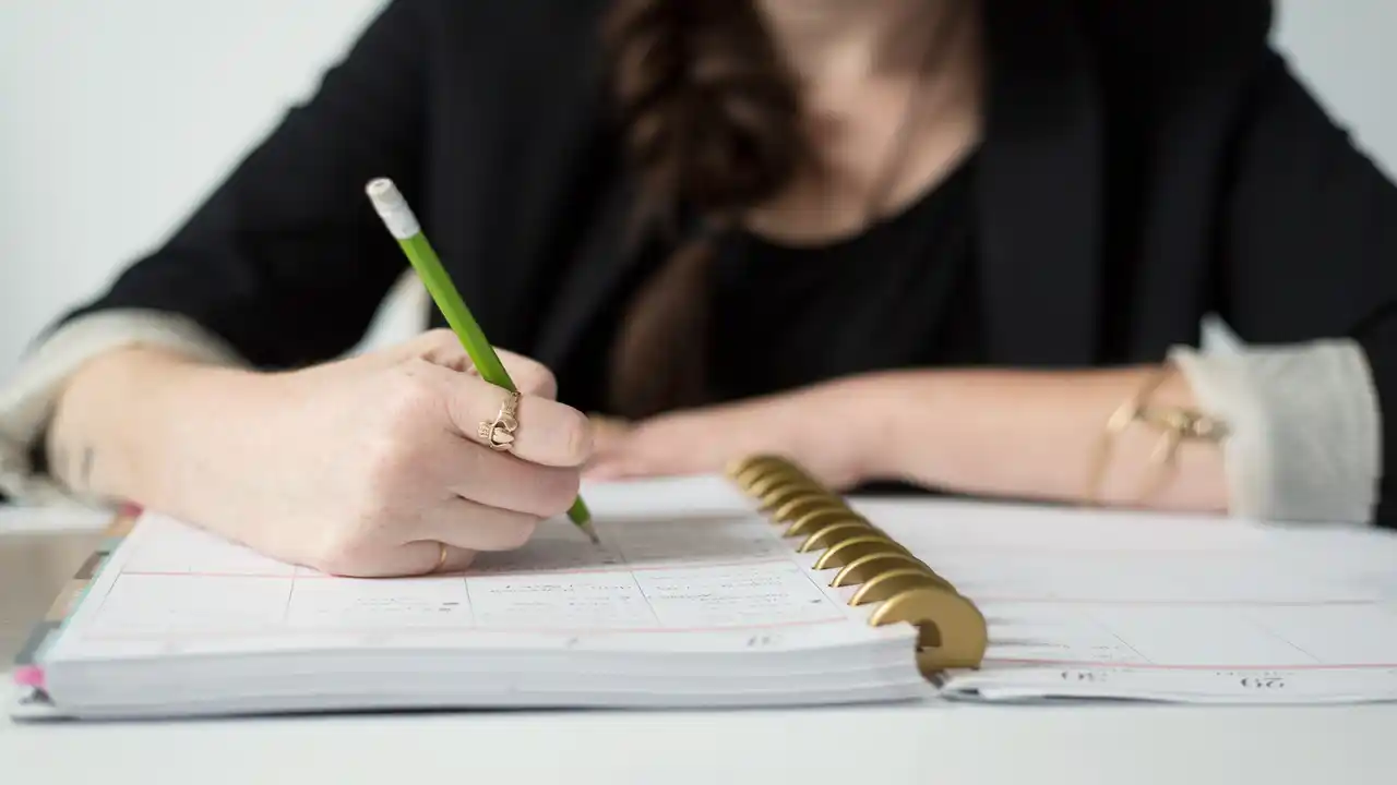 Characteristics of Financial Plan-FAQs-What are Financial Plan Characteristics