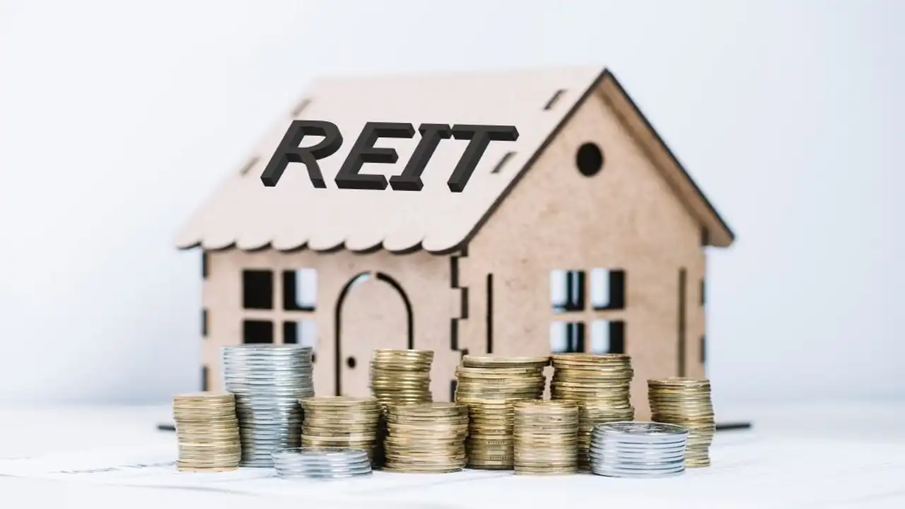 Types of Real Estate Investment-Types of Real Estate Investment Trusts-Loans-Funds-Strategies-Examples-Real Estate Investment Types